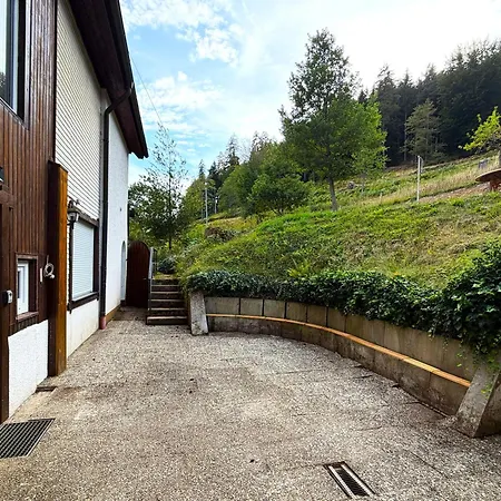 Gaestehaus Waldruhe - Grosses Fuer Gruppen & Familien Vakantiehuis